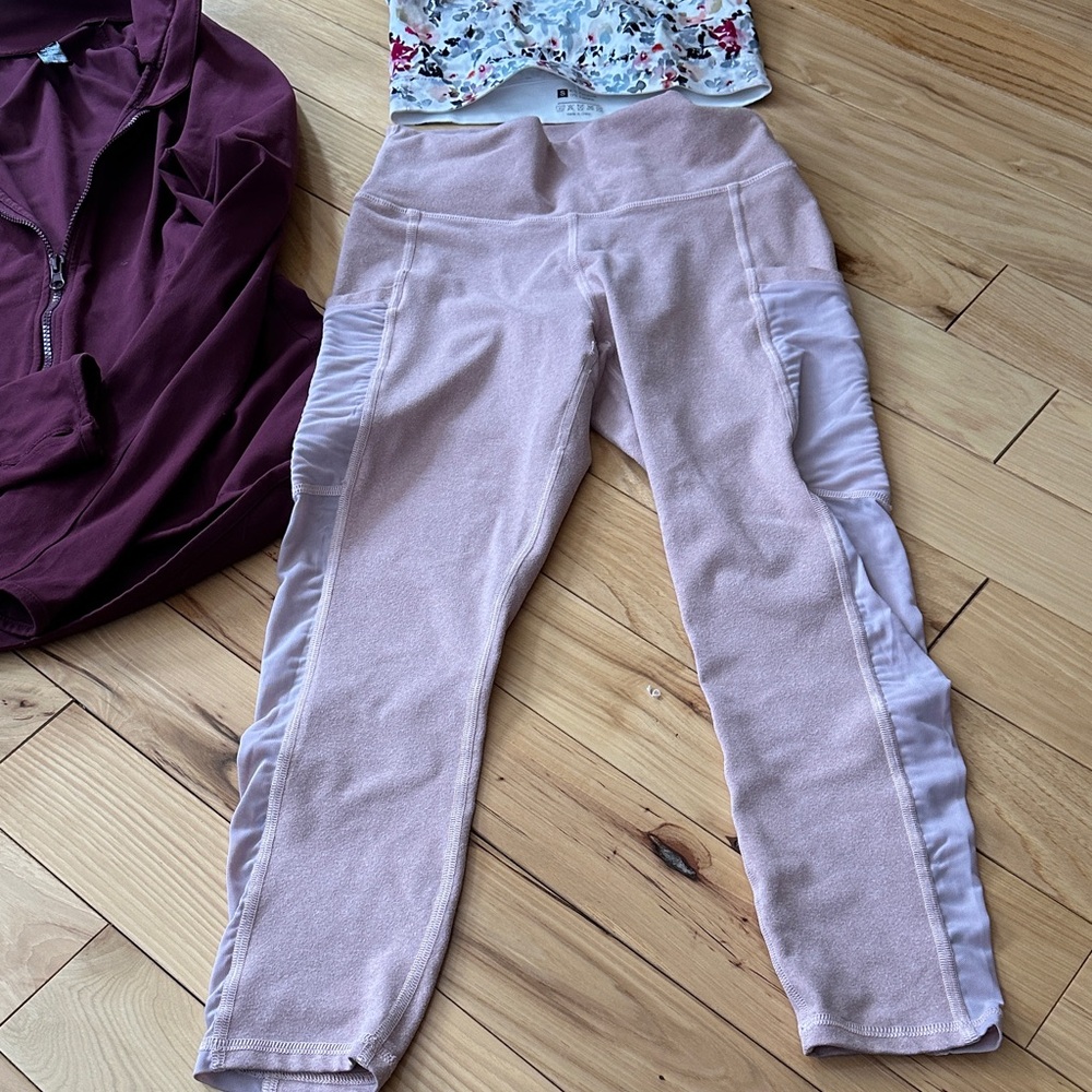 Women’s Size Small Workout Bundle - image 8